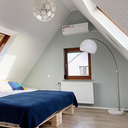 Gemuetliche 2 Zimmerwohnung Mit Tv Und Wlan Wendlingen am Neckar Eksteriør bilde