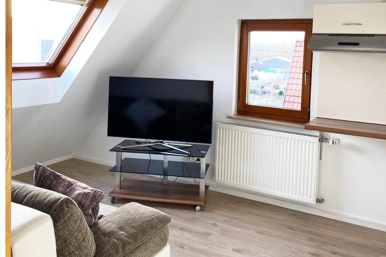 Gemuetliche 2 Zimmerwohnung Mit Tv Und Wlan Wendlingen am Neckar Eksteriør bilde