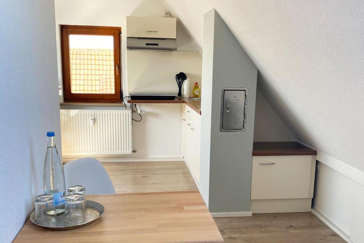 Gemuetliche 2 Zimmerwohnung Mit Tv Und Wlan Wendlingen am Neckar Eksteriør bilde